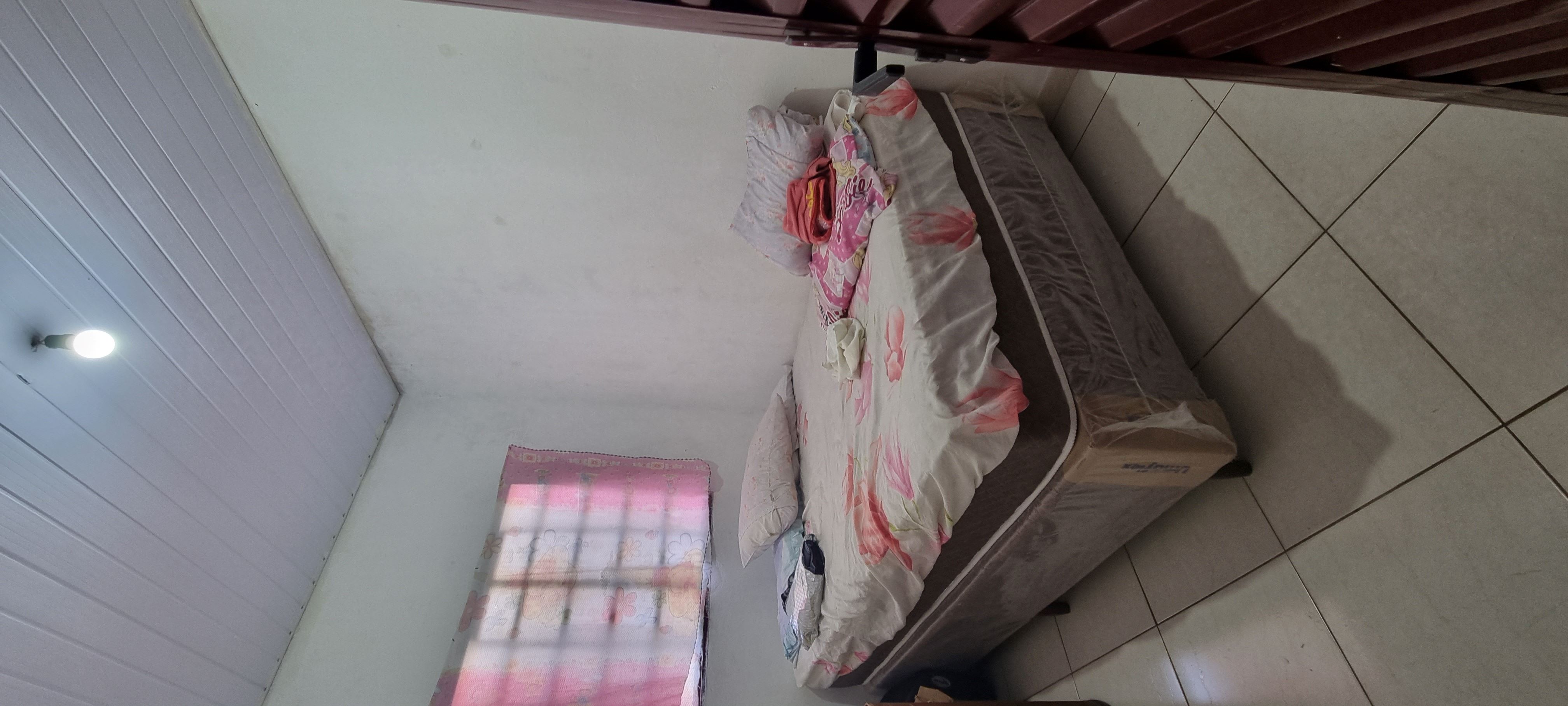 Imagem Casa com 2 Quartos à Venda, 130 m²em Jardim Guanabara III - Goiânia