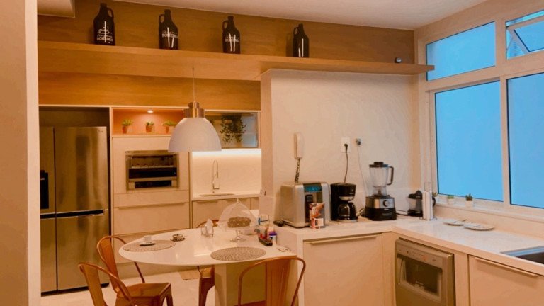 Imagem Apartamento com 4 Quartos à Venda, 250 m² em Centro - Petrópolis Imagem Apartamento com 4 Quartos à Venda, 250 m² em Centro - Petrópolis