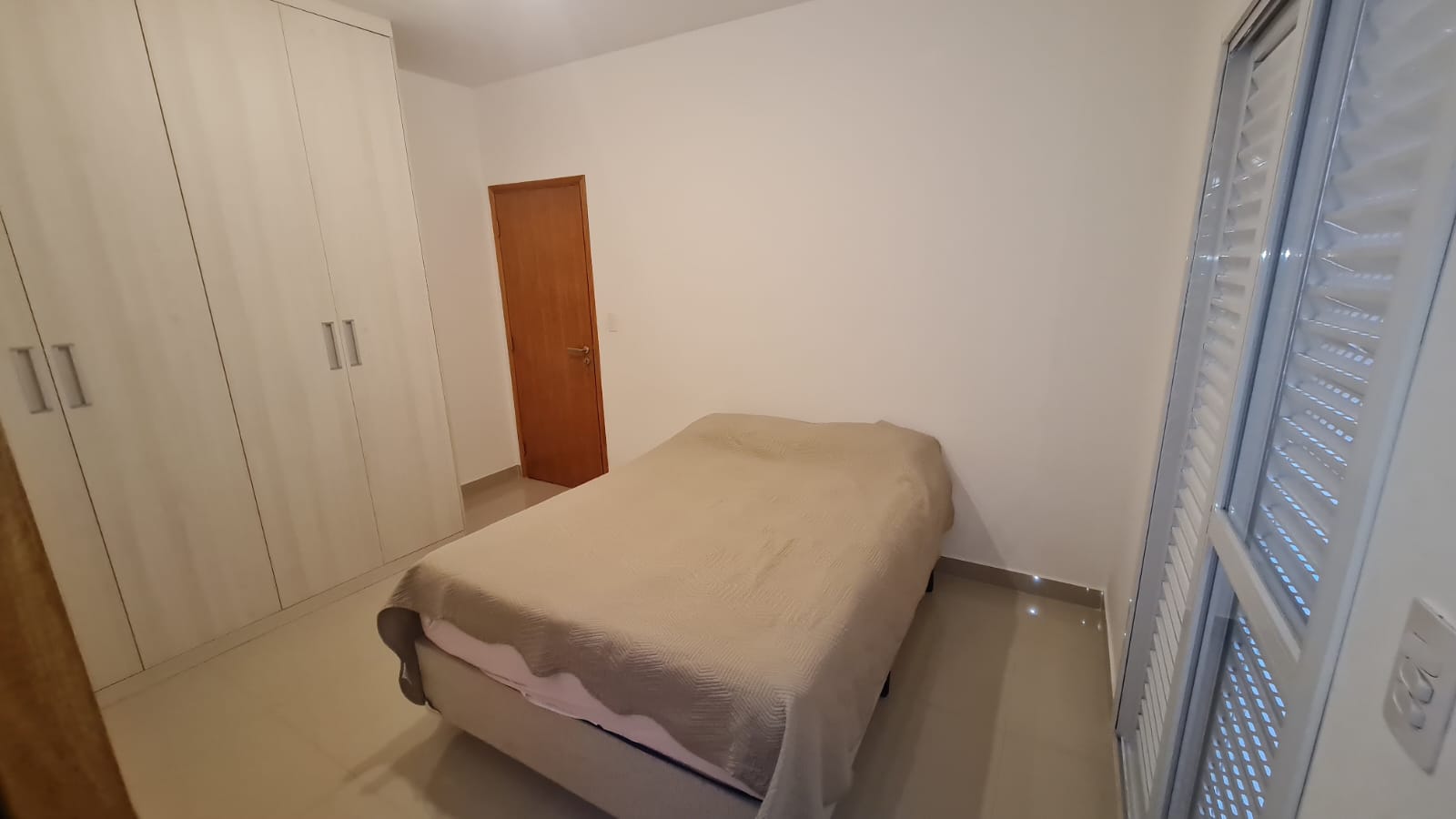 Imagem Casa com 3 Quartos à Venda, 117 m²em Aparecida - Santos