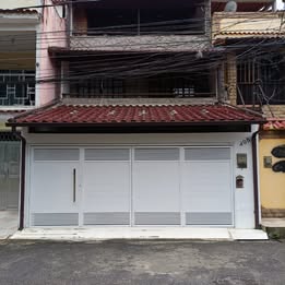 Imagem Casa com 3 Quartos à Venda, em Bangu - Rio de Janeiro Imagem Casa com 3 Quartos à Venda, em Bangu - Rio de Janeiro