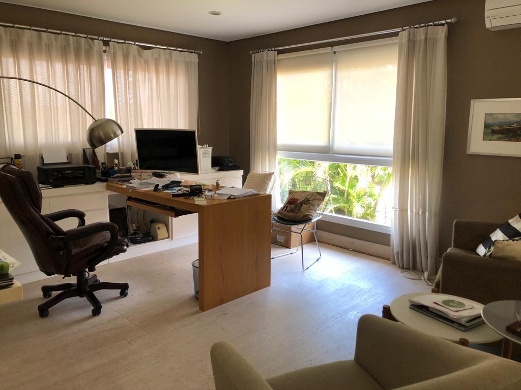 Imagem Casa com 4 Quartos à Venda, 550 m²em Alphaville Residencial Dois - Barueri Imagem Casa com 4 Quartos à Venda, 550 m²em Alphaville Residencial Dois - Barueri