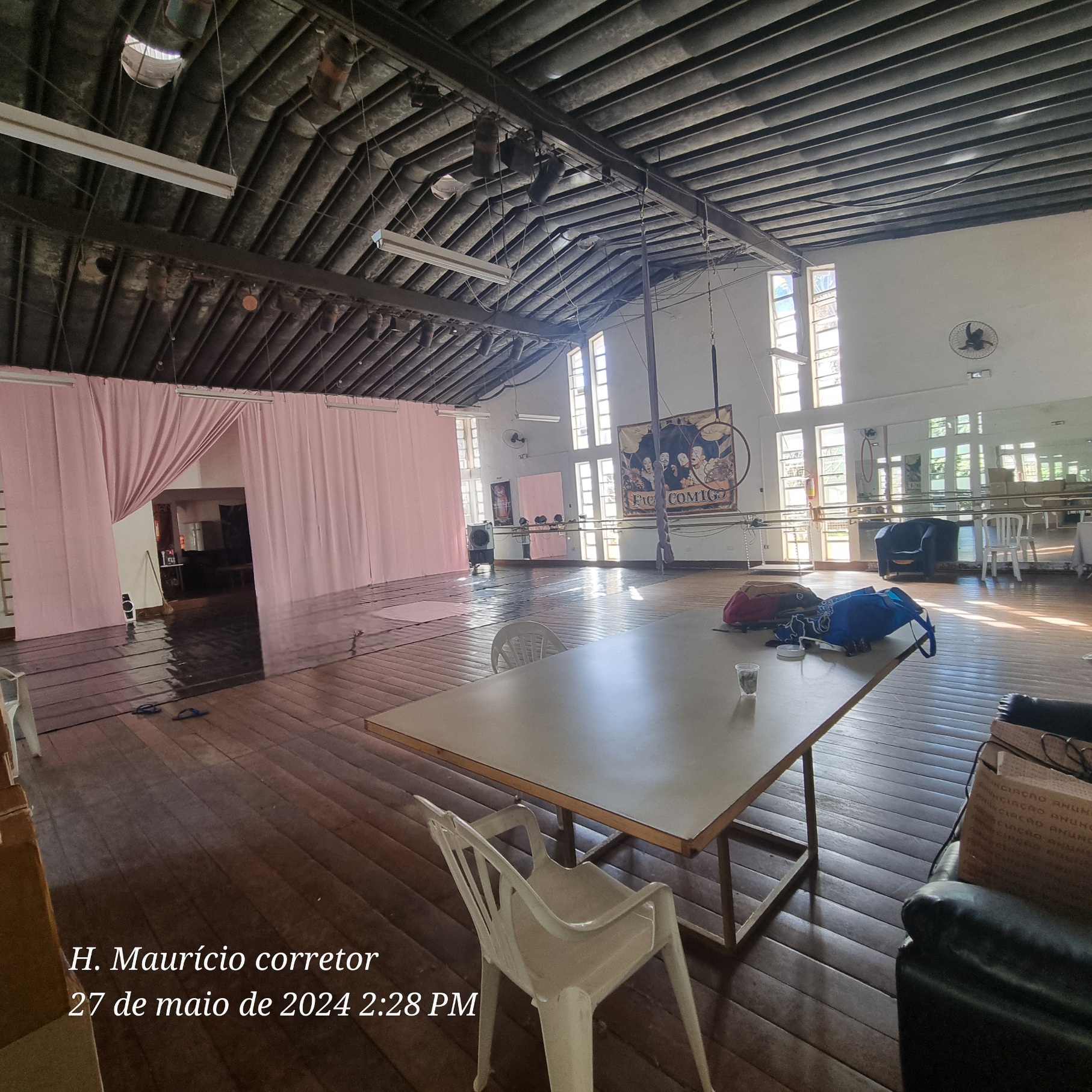 Imagem Galpão à Venda, 413 m²em Setor Jaó - Goiânia Imagem Galpão à Venda, 413 m²em Setor Jaó - Goiânia