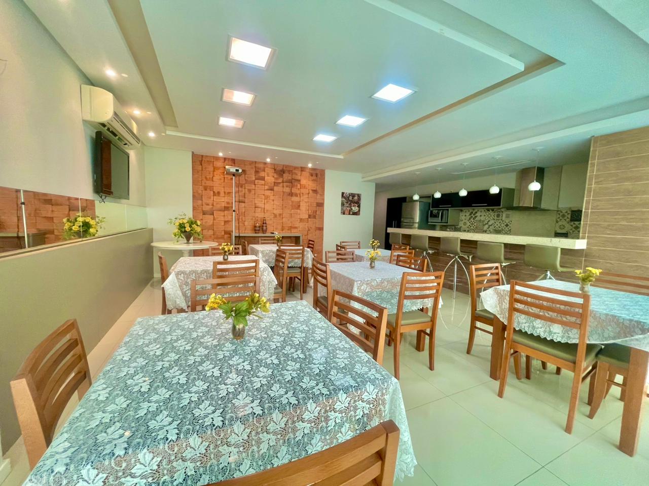 Imagem Apartamento com 2 Quartos à Venda, 70 m²em Nações - Balneário Camboriú