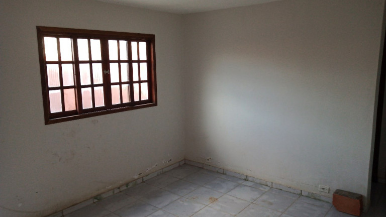 Imagem Casa com 2 Quartos à Venda, 50 m² em Jd. Umuarama - Itanhaém Imagem Casa com 2 Quartos à Venda, 50 m² em Jd. Umuarama - Itanhaém