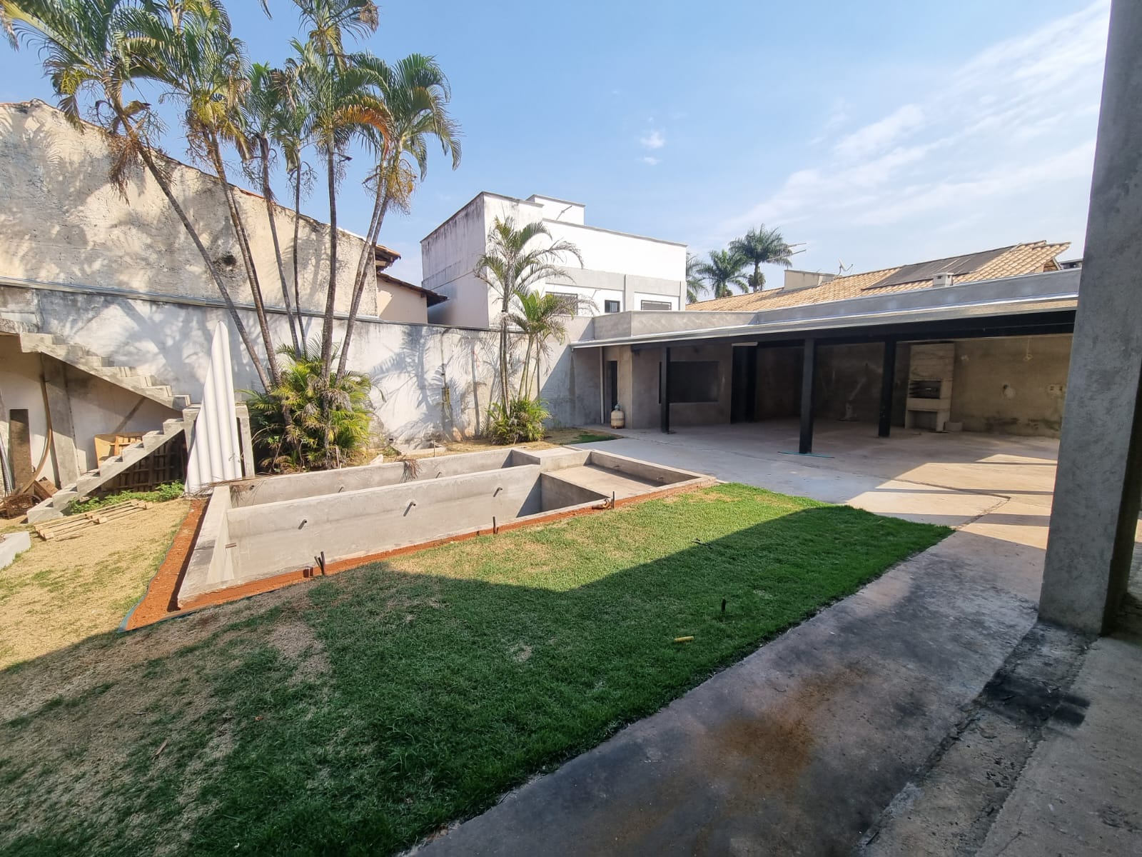 Imagem Sobrado com 5 Quartos à Venda, 877 m² em Setor Jaó - Goiânia Imagem Sobrado com 5 Quartos à Venda, 877 m² em Setor Jaó - Goiânia