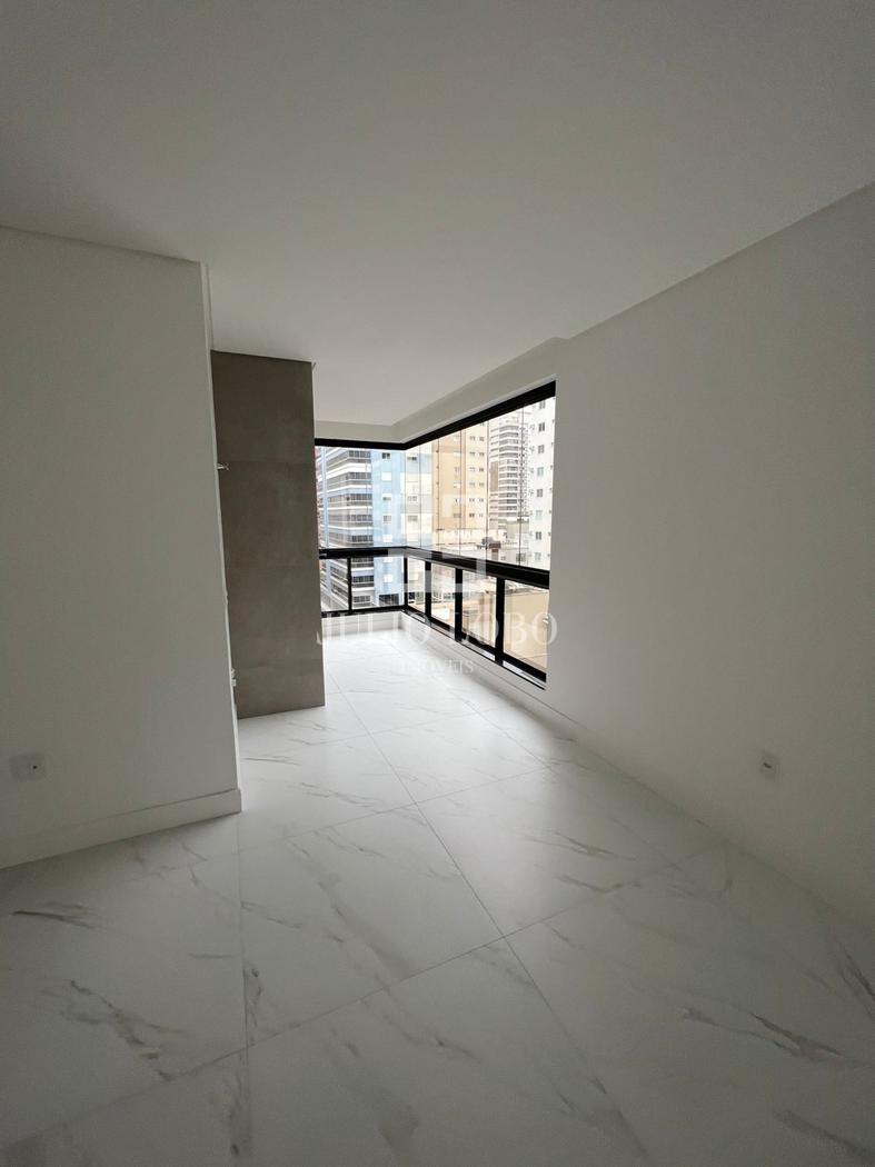 Imagem Apartamento com 3 Quartos à Venda, 129 m² em Meia Praia - Itapema