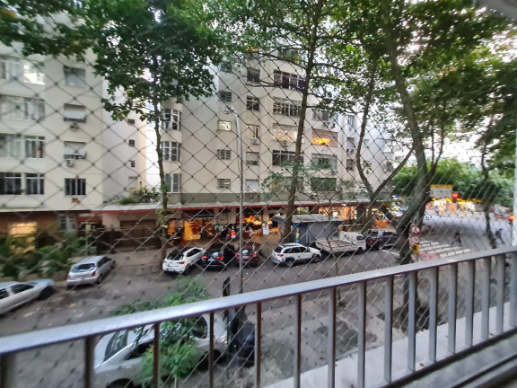 Imagem Apartamento com 3 Quartos à Venda, 220 m²em Copacabana - Rio de Janeiro Imagem Apartamento com 3 Quartos à Venda, 220 m²em Copacabana - Rio de Janeiro