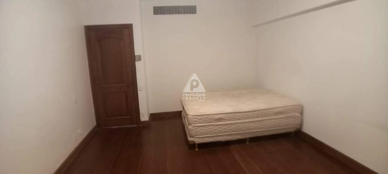 Imagem Apartamento com 6 Quartos à Venda, 470 m²em Ipanema - Rio de Janeiro Imagem Apartamento com 6 Quartos à Venda, 470 m²em Ipanema - Rio de Janeiro