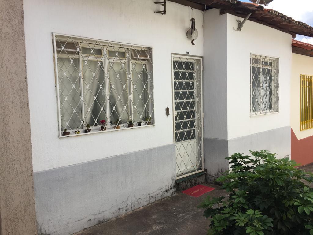 Imagem Casa com 2 Quartos à Venda, 34 m²em Palmeiras - Belo Horizonte