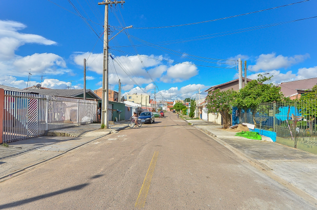 Imagem Casa com 2 Quartos à Venda, 68 m² em Ganchinho - Curitiba