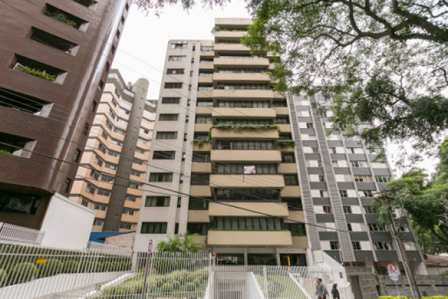 Imagem Apartamento com 4 Quartos à Venda ou Locação, 239 m²em Batel - Curitiba