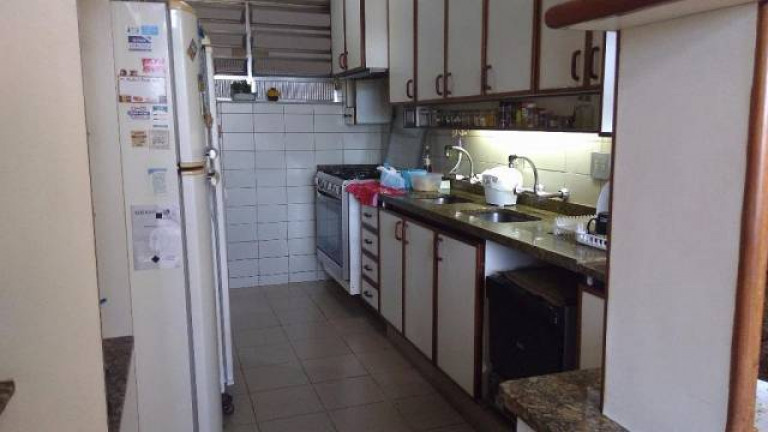 Imagem Apartamento com 4 Quartos à Venda, 271 m² em Copacabana - Rio de Janeiro Imagem Apartamento com 4 Quartos à Venda, 271 m² em Copacabana - Rio de Janeiro