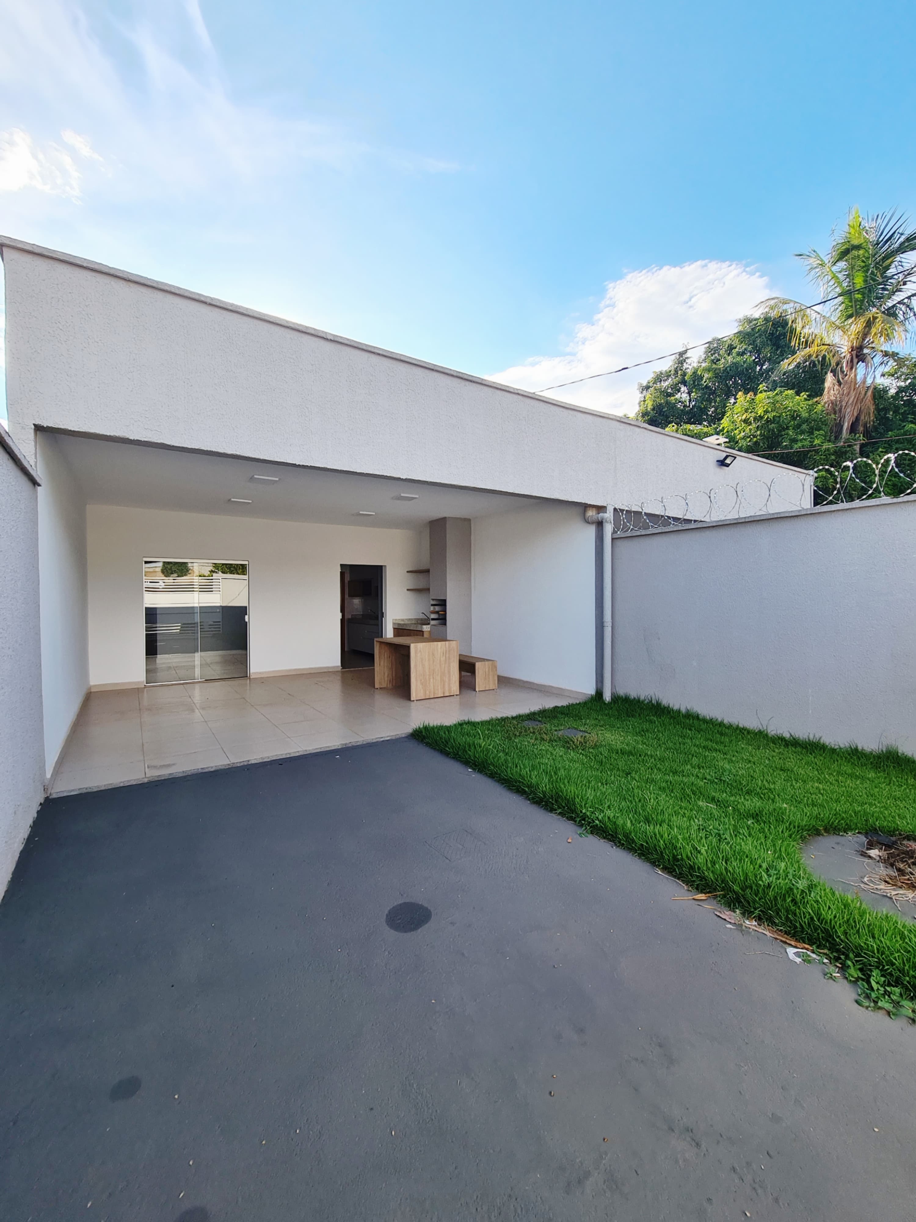 Imagem Casa com 3 Quartos à Venda, 102 m²em Jardim Bom Jesus - Goiânia Imagem Casa com 3 Quartos à Venda, 102 m²em Jardim Bom Jesus - Goiânia