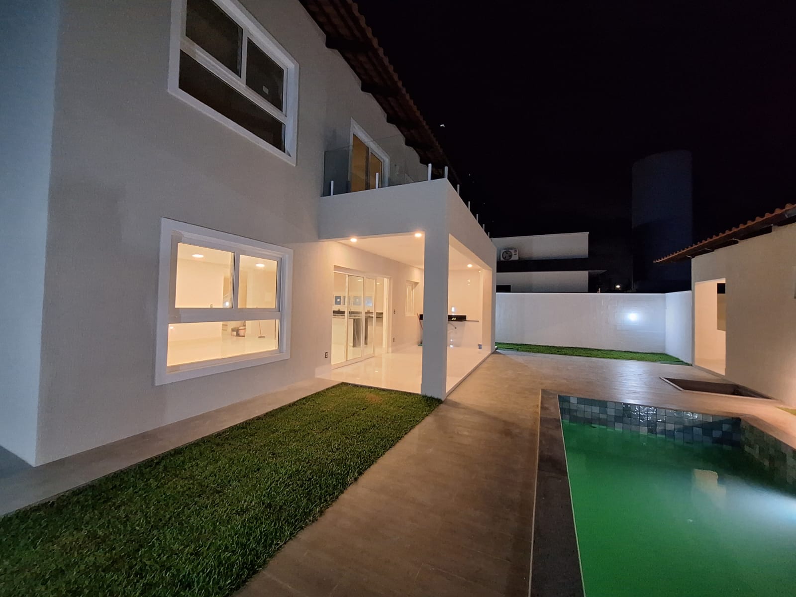 Imagem Casa de Condomínio com 3 Quartos à Venda, 279 m²em Pium (Distrito Litoral) - Parnamirim