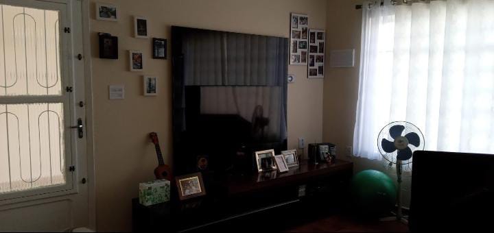 Imagem Casa com 3 Quartos à Venda, 142 m²em Vila Mogilar - Mogi das Cruzes