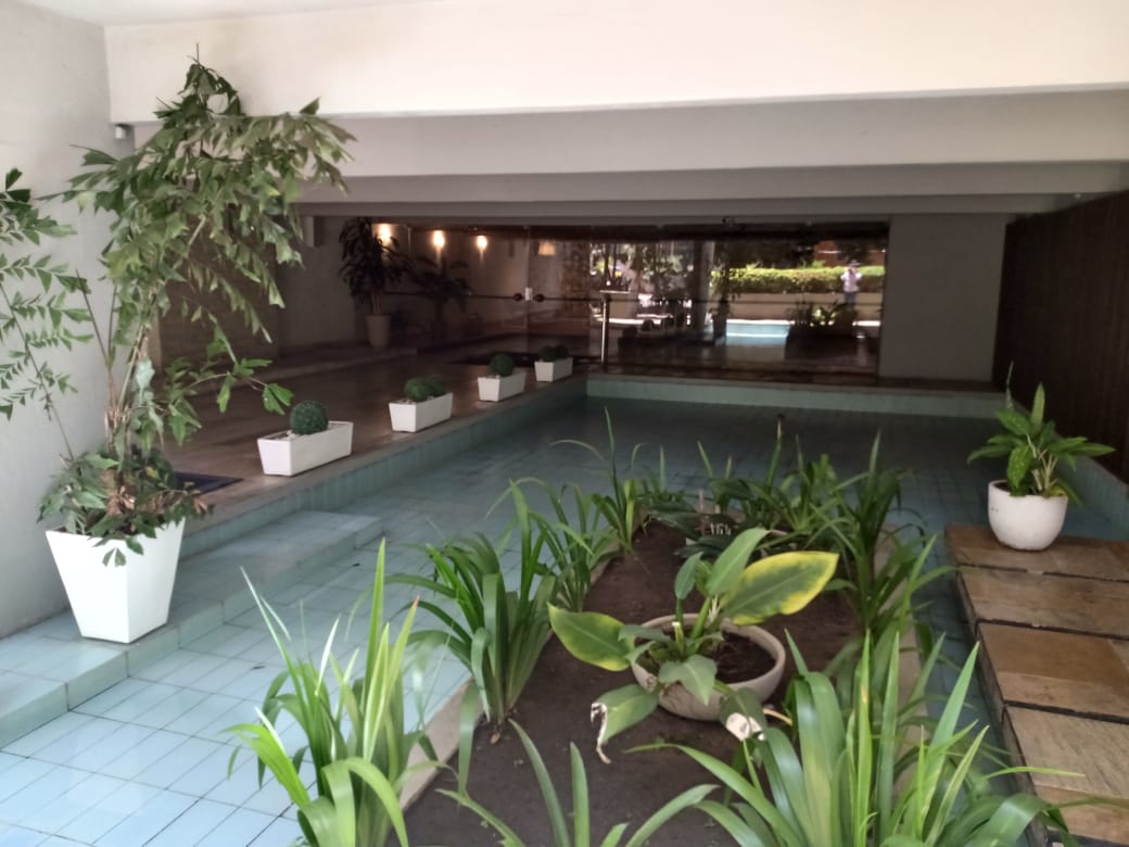 Imagem Apartamento com 3 Quartos à Venda, 120 m²em Laranjeiras - Rio de Janeiro