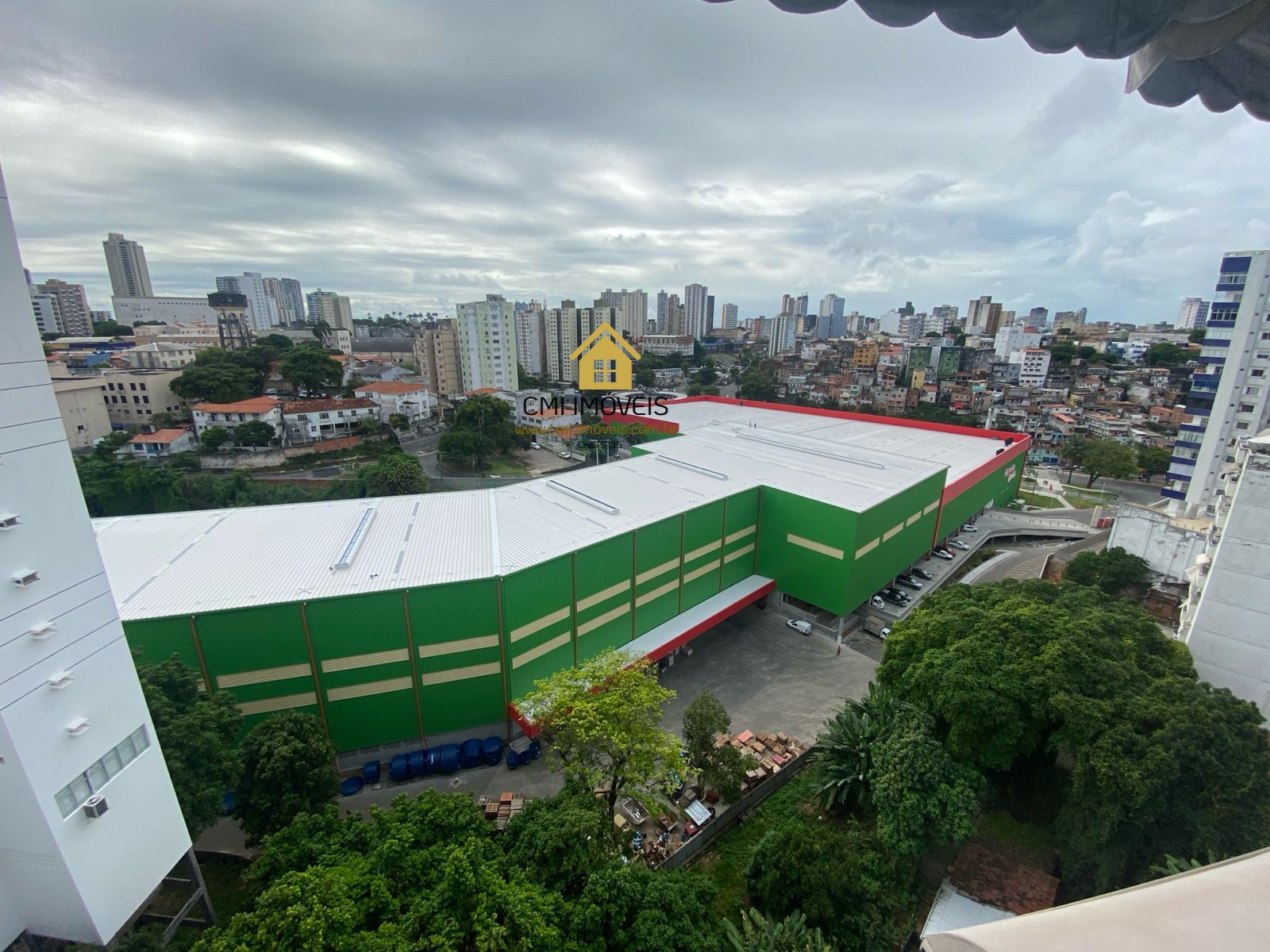 Imagem Apartamento com 2 Quartos à Venda, 77 m² em Garcia - Salvador