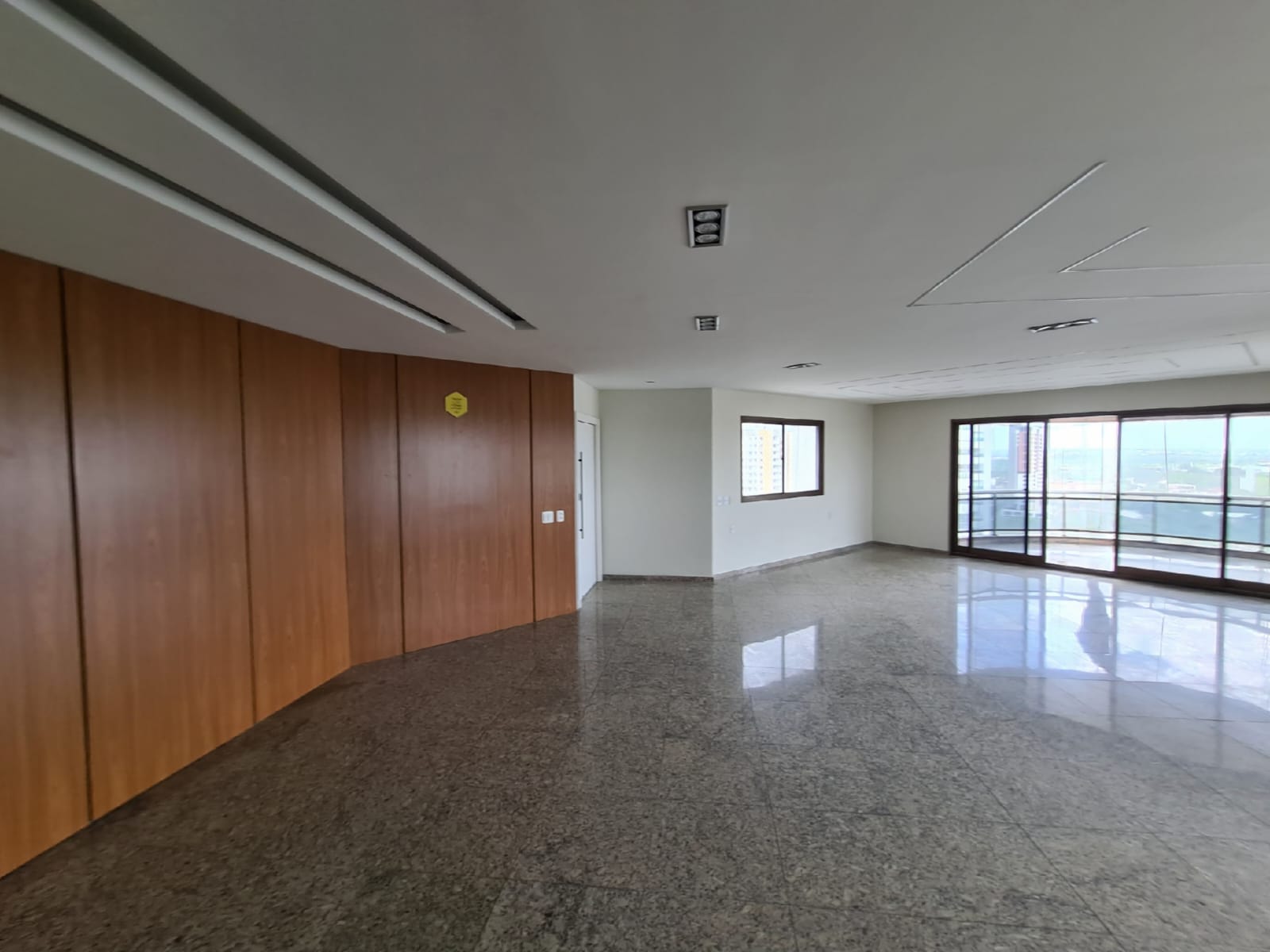 Apartamento com 4 Quartos à Venda, 240 m²em Aleixo - Manaus