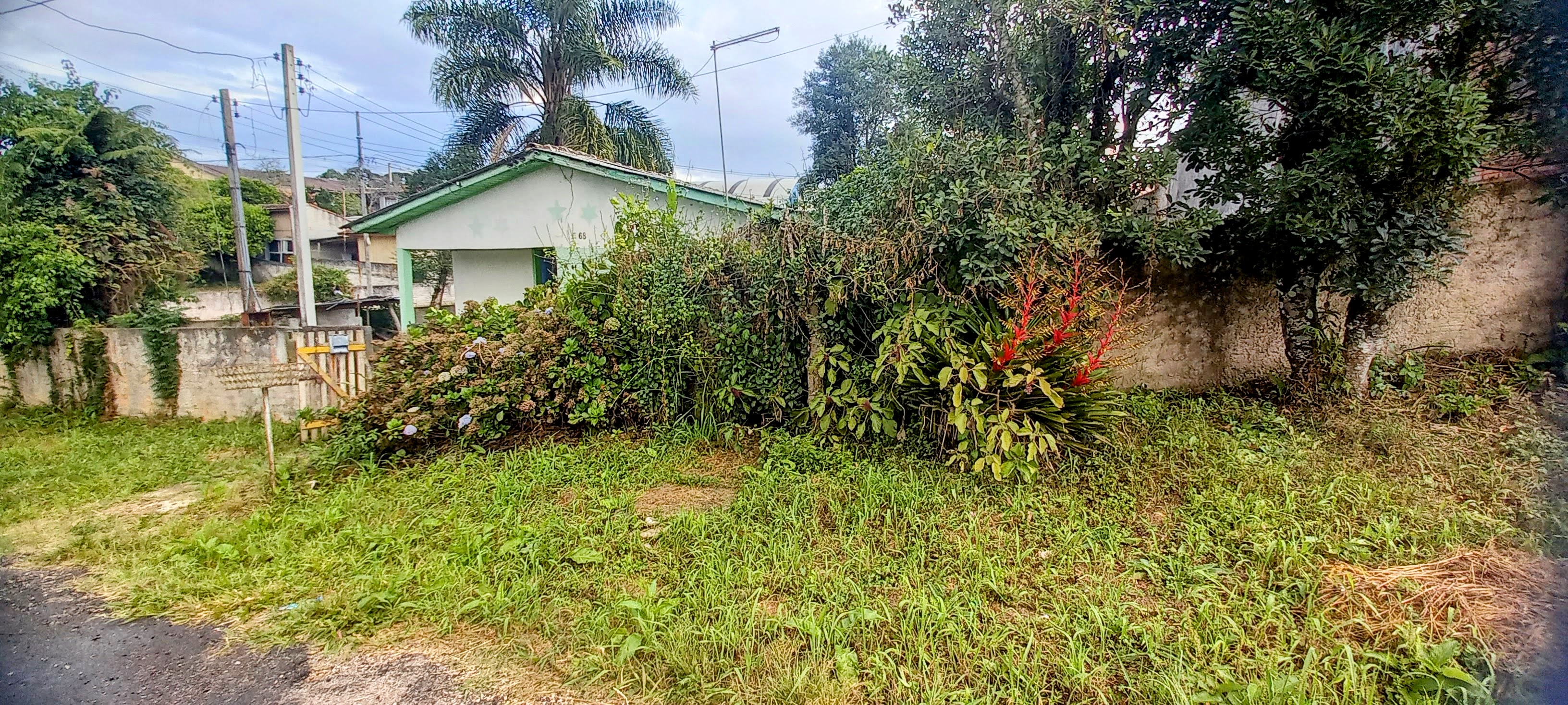 Casa à Venda, 365 m² em Contenda - São José dos Pinhais