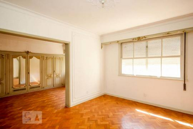 Imagem Apartamento com 4 Quartos à Venda, 300 m² em Copacabana - Rio de Janeiro