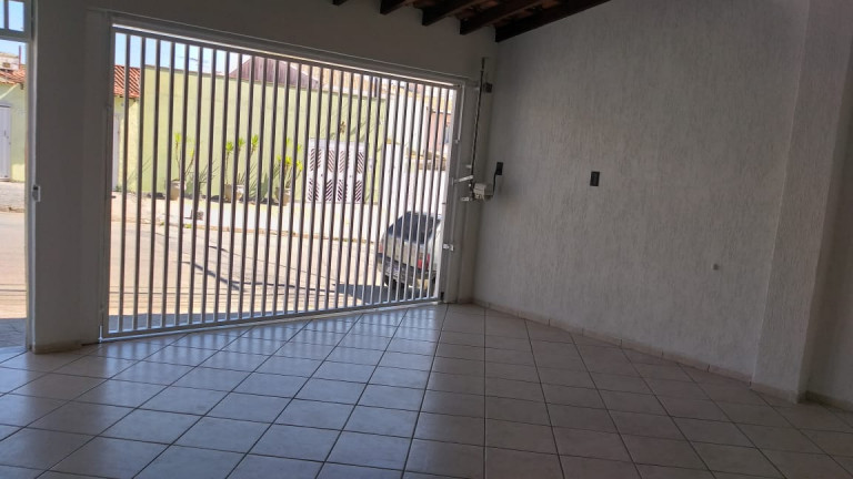 Imagem Casa com 3 Quartos à Venda, 180 m² em Vila Lavínia - Mogi das Cruzes