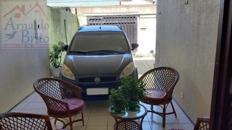Imagem Casa com 4 Quartos à Venda, 188 m² em Jardim Das Oliveiras - Fortaleza