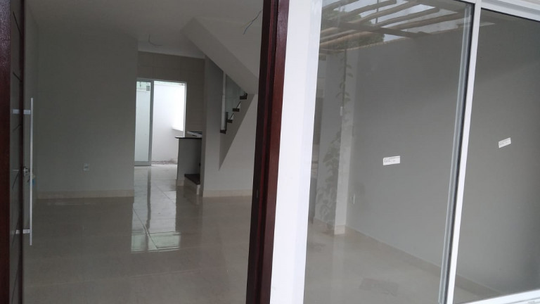 Imagem Casa de Condomínio com 2 Quartos à Venda, 77 m² em Nova Parnamirim - Parnamirim