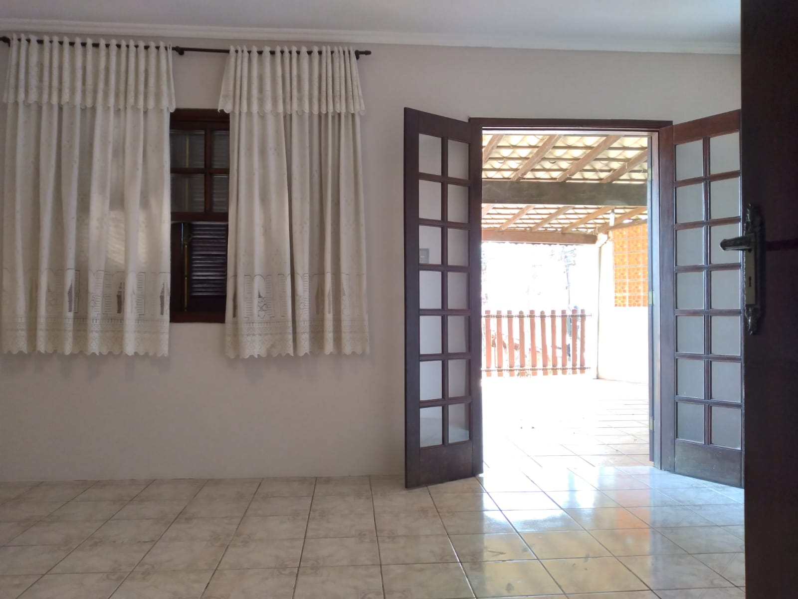 Imagem Casa com 2 Quartos à Venda, 160 m²em Vila São Paulo - Jundiaí