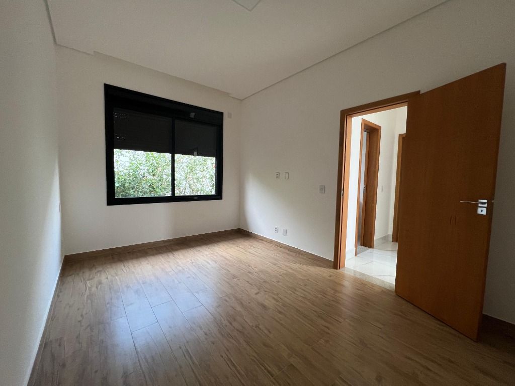 Imagem Casa de Condomínio com 4 Quartos à Venda, 260 m² em Várzea - Lagoa Santa