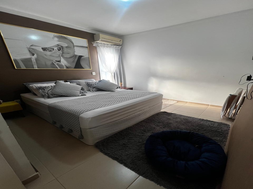 Imagem Casa de Condomínio com 3 Quartos à Venda, 230 m²em Jardim Florestal - Jundiaí