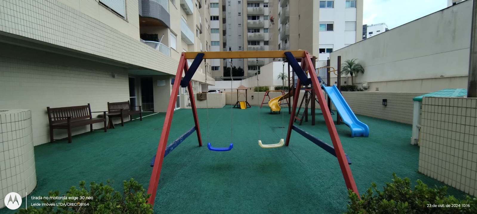 Imagem Apartamento com 2 Quartos à Venda, 65 m² em Centro - Florianópolis