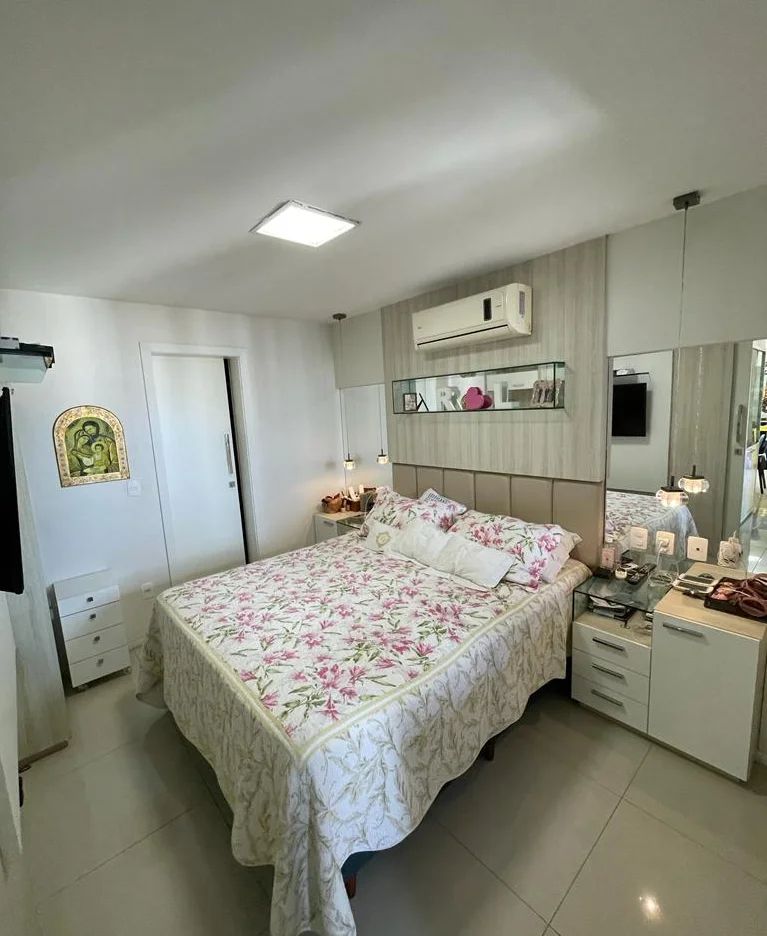 Imagem Apartamento com 2 Quartos à Venda, 65 m²em Meireles - Fortaleza