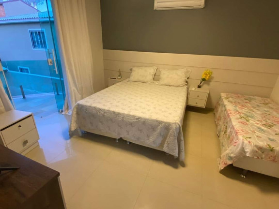 Imagem Casa de Condomínio com 4 Quartos à Venda,  em Unamar (Tamoios) - Cabo Frio