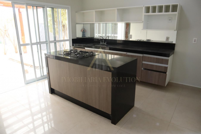 Imagem Casa de Condomínio com 3 Quartos à Venda, 200 m² em Helvétia Polo Country - Indaiatuba Imagem Casa de Condomínio com 3 Quartos à Venda, 200 m² em Helvétia Polo Country - Indaiatuba