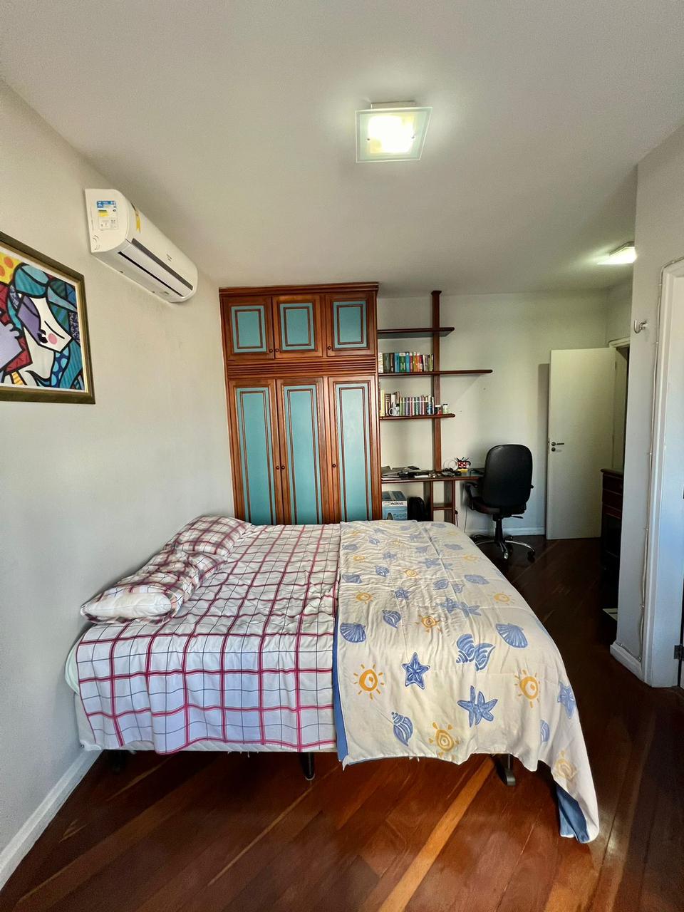 Imagem Apartamento com 4 Quartos à Venda, 185 m²em São Brás - Belém Imagem Apartamento com 4 Quartos à Venda, 185 m²em São Brás - Belém