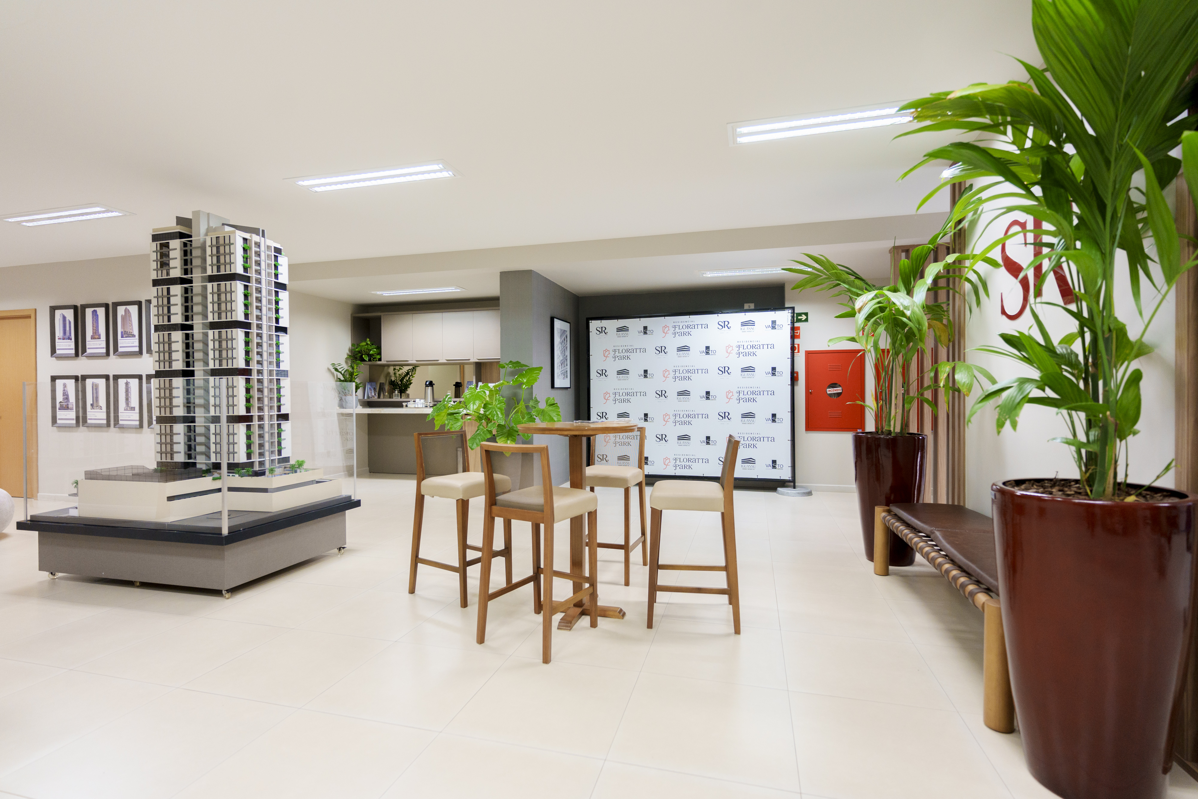 Imagem Sala Comercial à Venda, 626 m² em Centro - Cascavel Imagem Sala Comercial à Venda, 626 m² em Centro - Cascavel