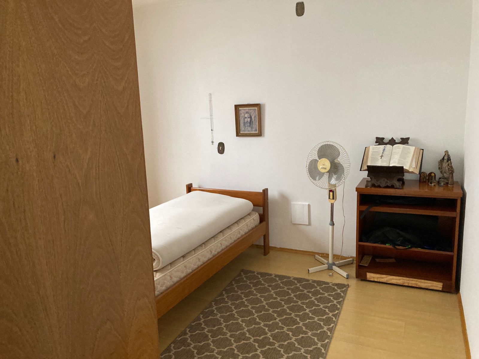 Imagem Sobrado com 4 Quartos à Venda, 228 m²em Piraporinha - Diadema