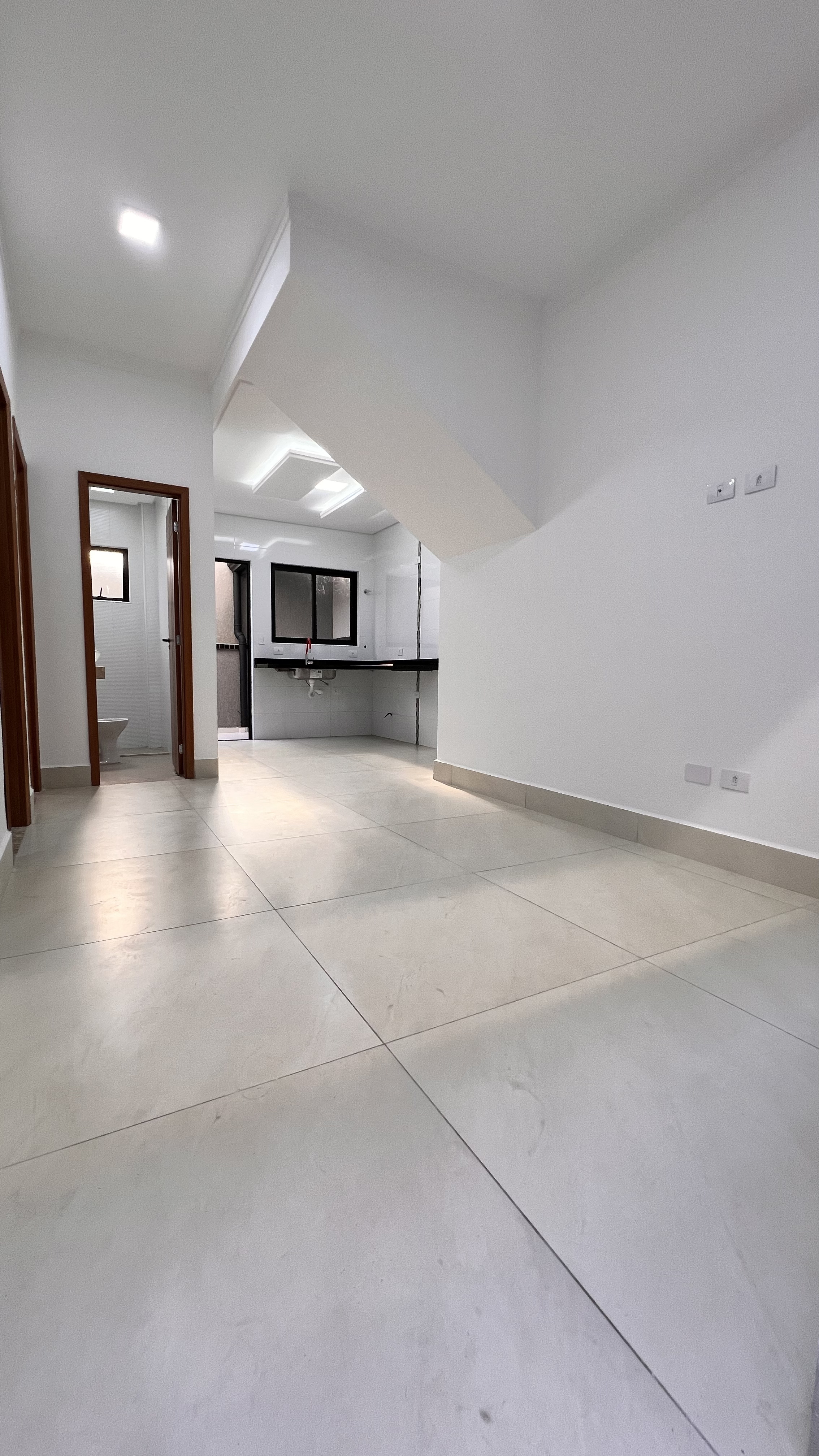 Imagem Casa de Condomínio com 2 Quartos à Venda ou Temporada, 48 m²em Maracanã - Praia Grande Imagem Casa de Condomínio com 2 Quartos à Venda ou Temporada, 48 m²em Maracanã - Praia Grande