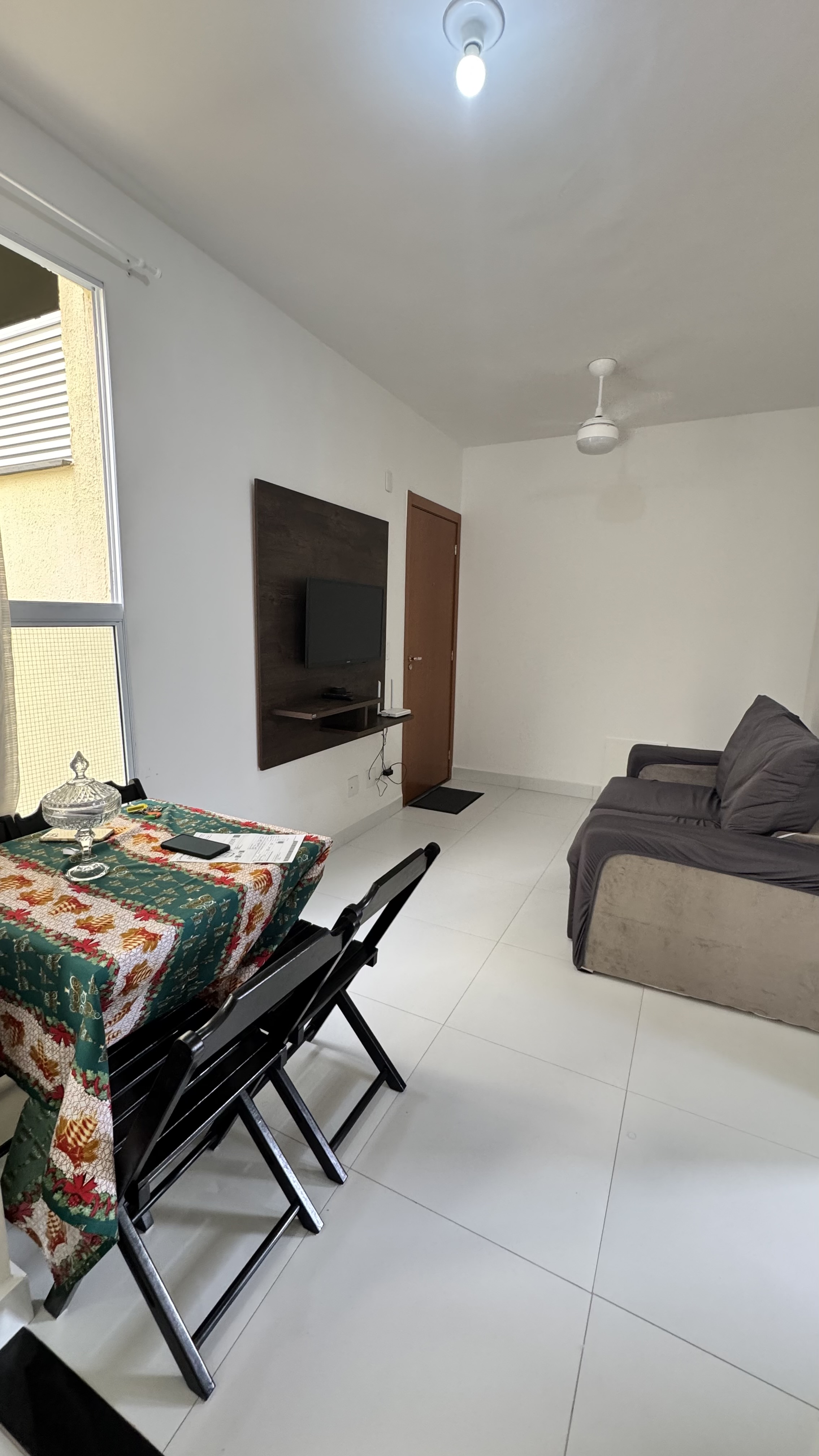 Imagem Apartamento com 2 Quartos para Alugar, 42 m² em Praia da Baleia - Serra
