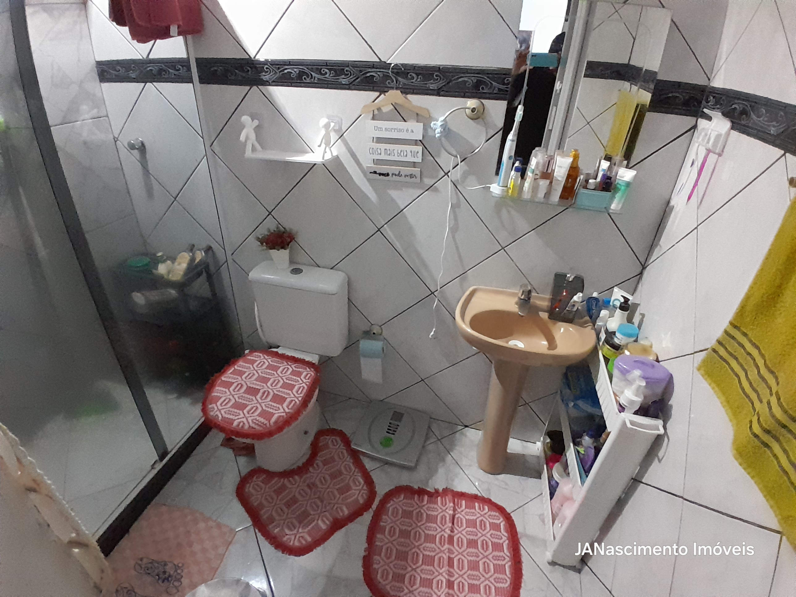Imagem Casa com 2 Quartos à Venda, 150 m² em Bangu - Rio de Janeiro