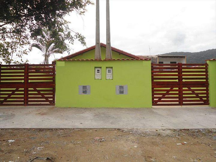 Imagem Casa com 2 Quartos à Venda, 50 m² em Santa Terezinha - Itanhaém Imagem Casa com 2 Quartos à Venda, 50 m² em Santa Terezinha - Itanhaém