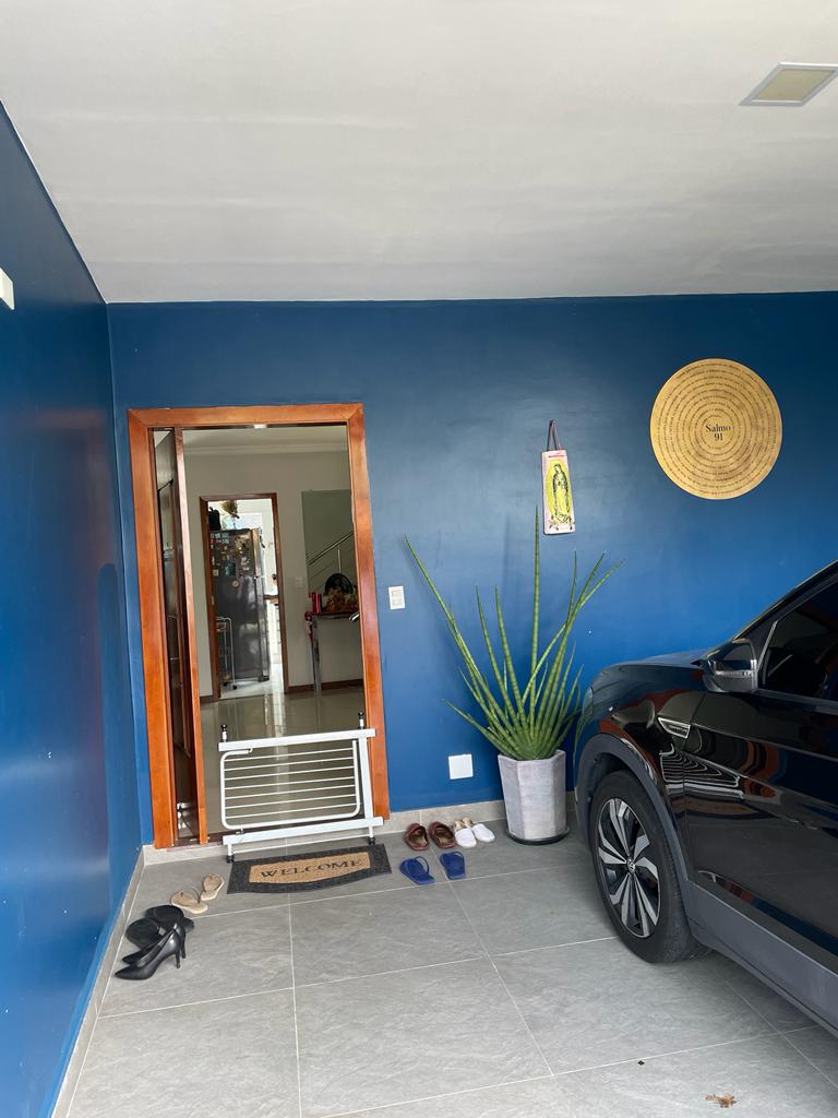 Imagem Casa de Condomínio com 3 Quartos à Venda, 250 m²em Flores - Manaus