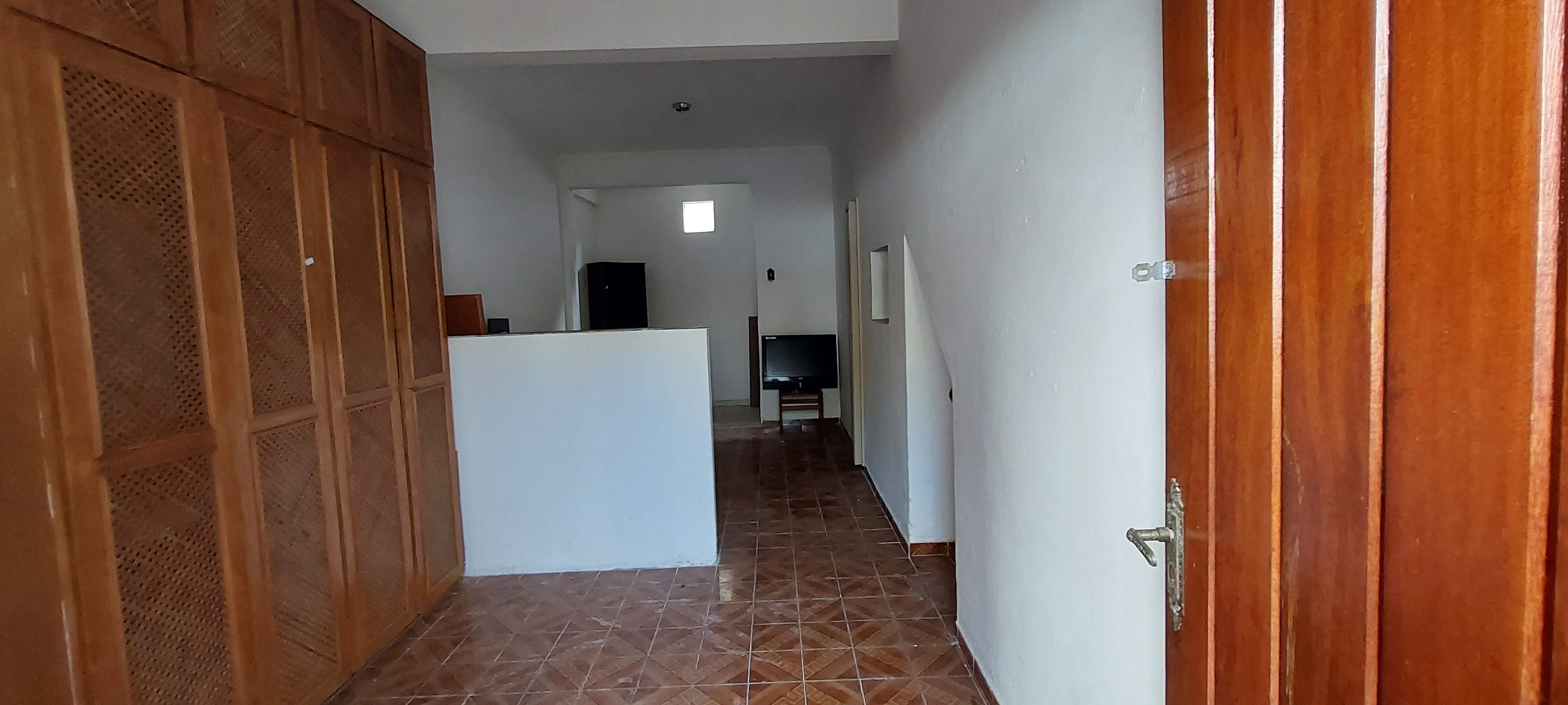 Imagem Imóvel Comercial à Venda, 418 m²em Vila Atlântica - Caraguatatuba Imagem Imóvel Comercial à Venda, 418 m²em Vila Atlântica - Caraguatatuba