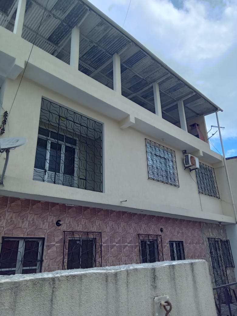 Casa com 2 Quartos à Venda, 150 m²em Paripe - Salvador