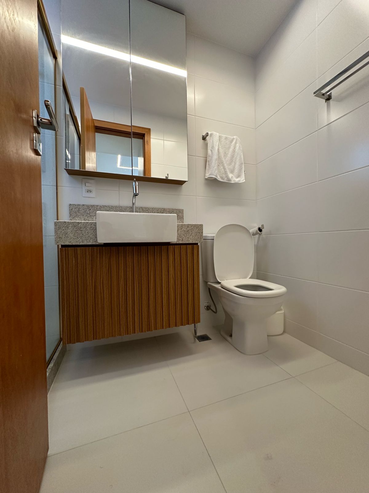 Imagem Apartamento com 3 Quartos à Venda, 98 m²em Praia de Itaparica - Vila Velha Imagem Apartamento com 3 Quartos à Venda, 98 m²em Praia de Itaparica - Vila Velha