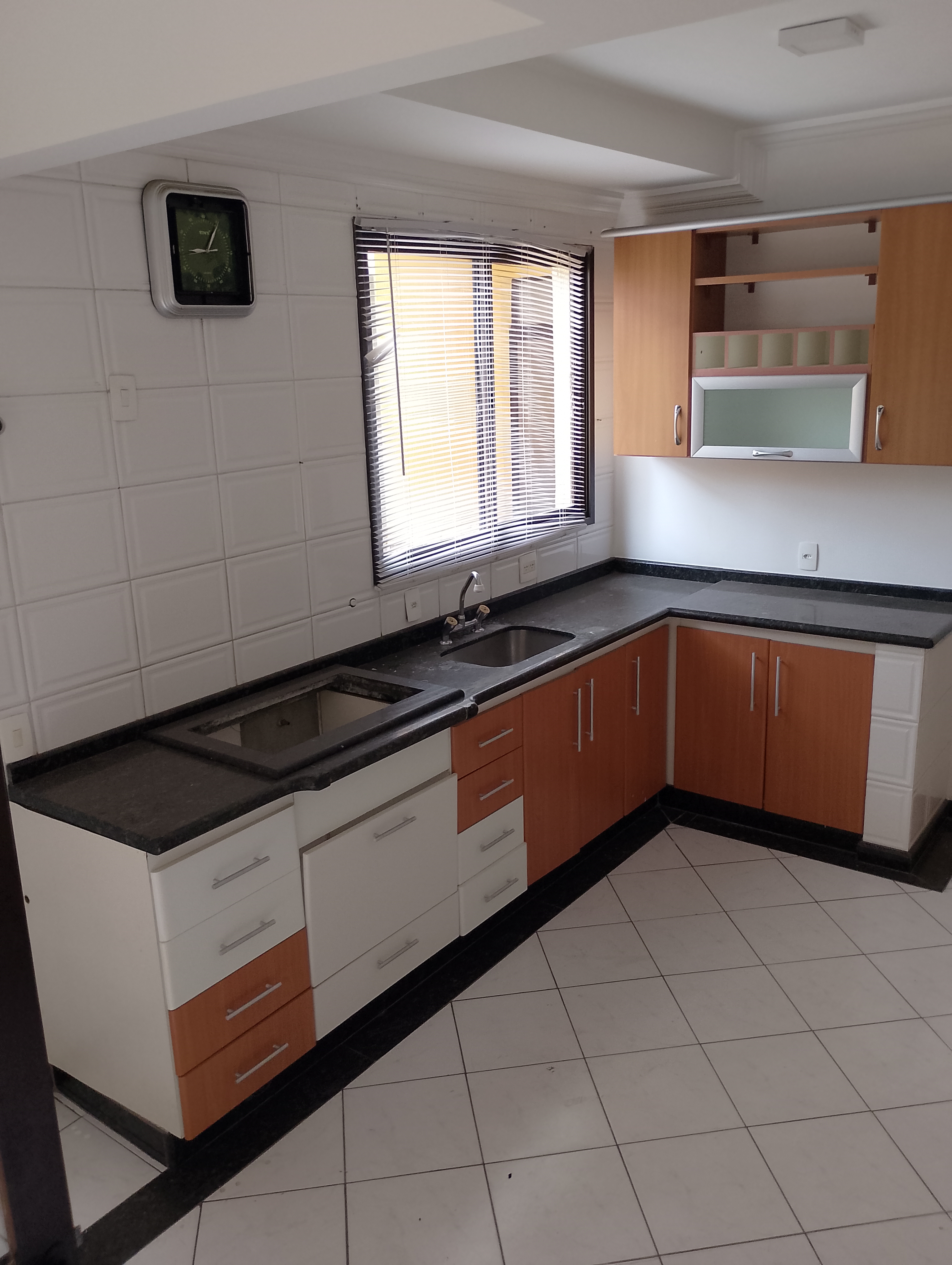 Imagem Casa de Condomínio com 3 Quartos à Venda ou Locação, 212 m²em Chácara Jafet - Mogi das Cruzes
