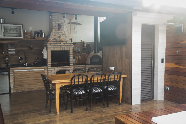 Imagem Casa com 3 Quartos à Venda, 190 m² em Tamboré - Santana de Parnaíba