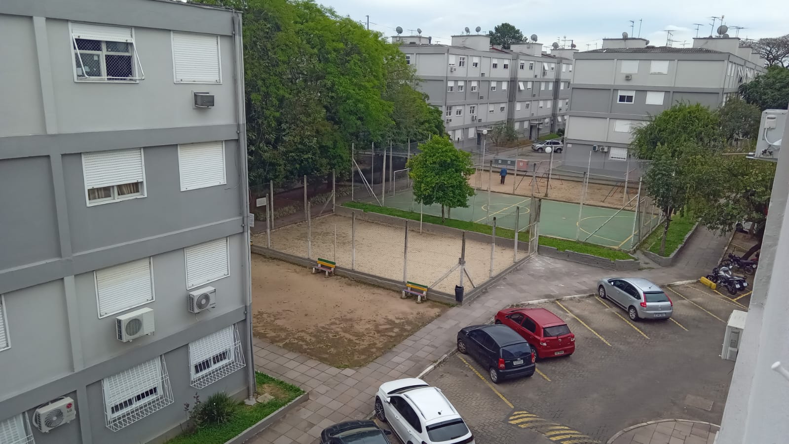 Imagem Apartamento com 2 Quartos à Venda, 48 m² em Sarandi - Porto Alegre