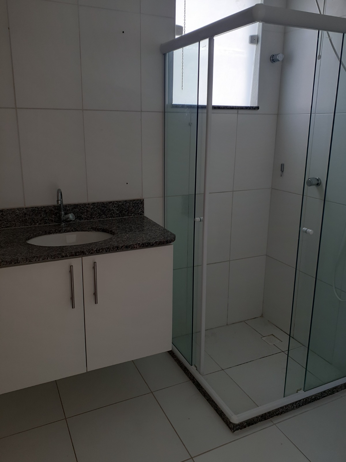 Imagem Casa com 4 Quartos para Alugar, em Buraquinho - Lauro de Freitas