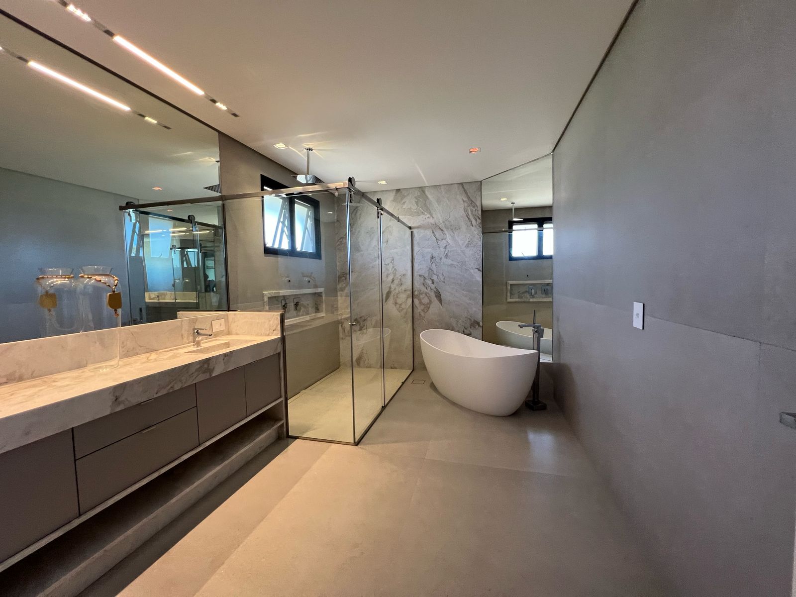 Imagem Casa com 10 Quartos à Venda, 864 m² em Riviera - Bertioga